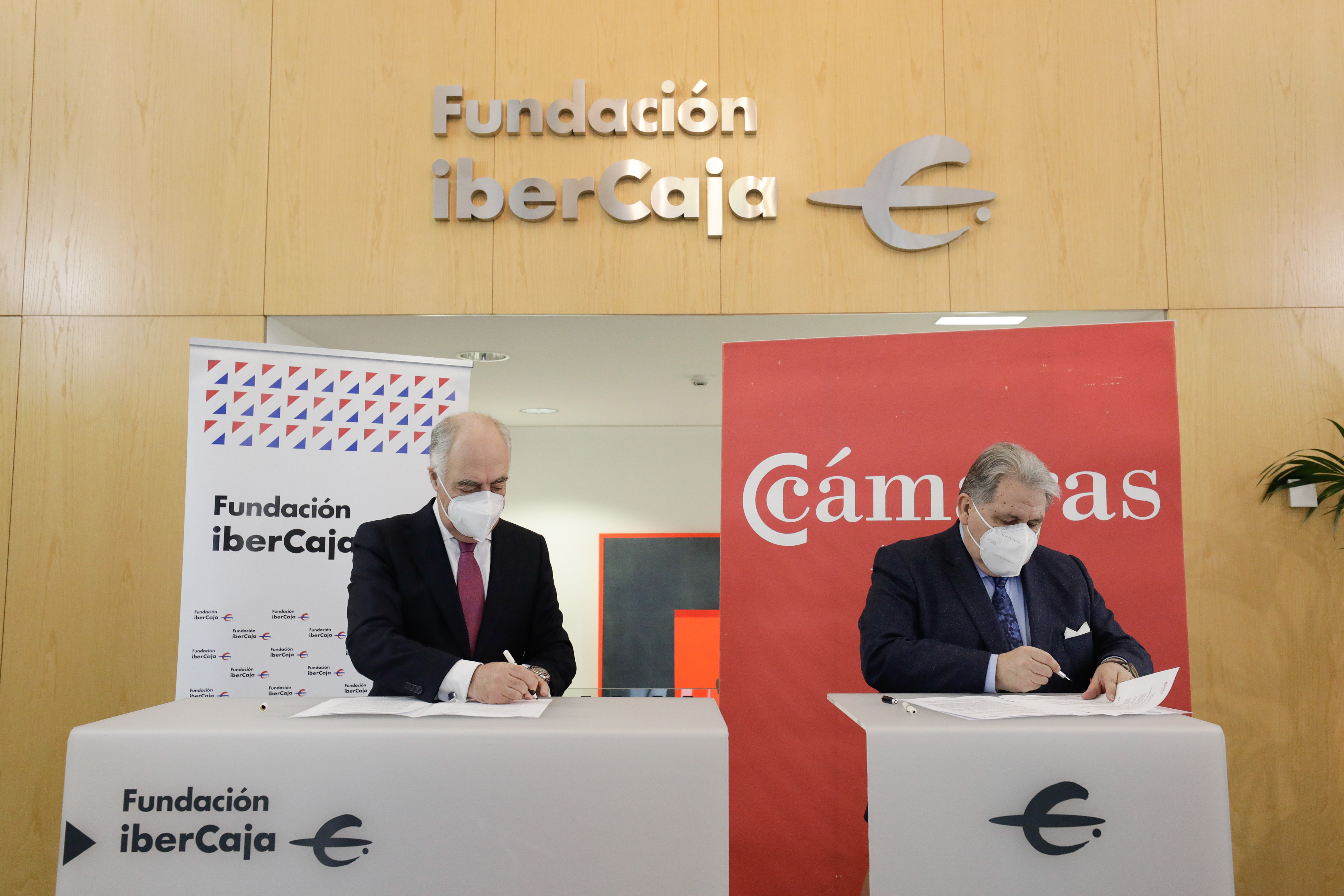 Cámara Zaragoza y Fundación Ibercaja imparten formación intensiva para empresarios con el programa Forma-T