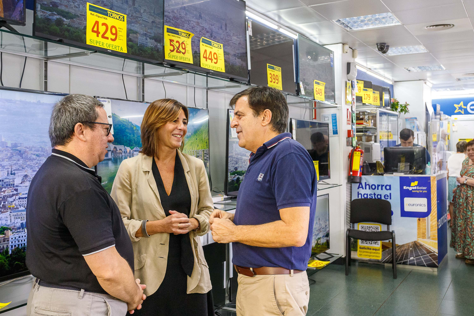 La Cámara ha contribuido a la digitalización de más de 800 pequeños comercios