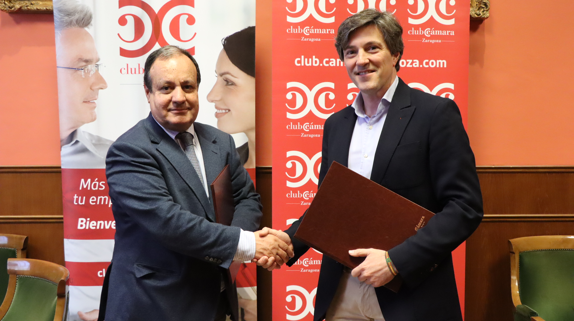 Echeman entra en el Club Fórum Plus